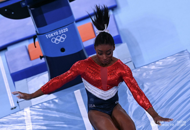 Байлз задумывалась об уходе из спорта после скандала с врачом-педофилом Байлз задумывалась об уходе из спорта после скандала с врачом-педофилом