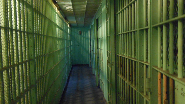 В Петербурге серийного интернет-маньяка приговорили к 16 годам колонии В Петербурге серийного интернет-маньяка приговорили к 16 годам колонии