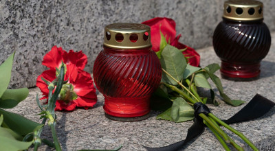 В Киселевске похоронили убитых школьниц