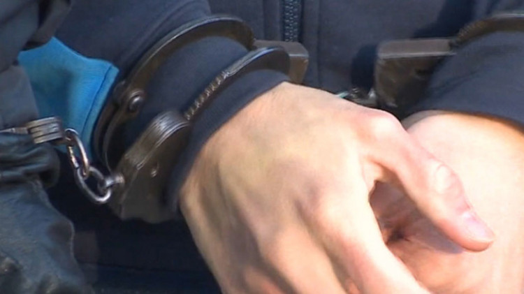 Забрал ребенка с площадки, надругался, вернул обратно. В Якутии поймали педофила