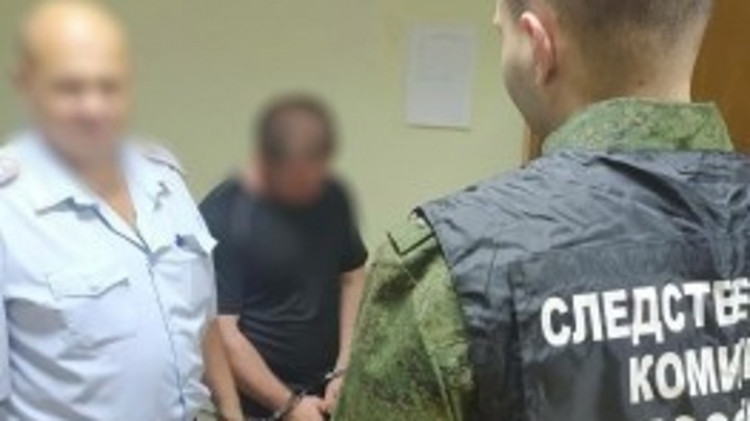 Экс-директора школы на Ставрополье подозревают в попытке совращения подростка