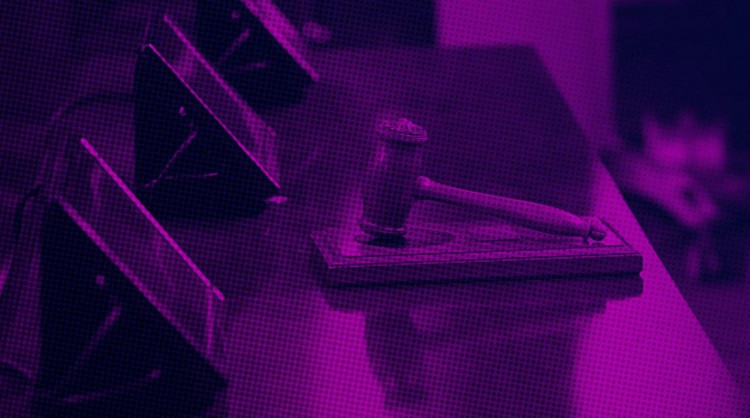 В Москве педофила, от действий которого пострадали четыре мальчика, приговорили к 22 годам тюрьмы В Москве педофила, от действий которого пострадали четыре мальчика, приговорили к 22 годам тюрьмы