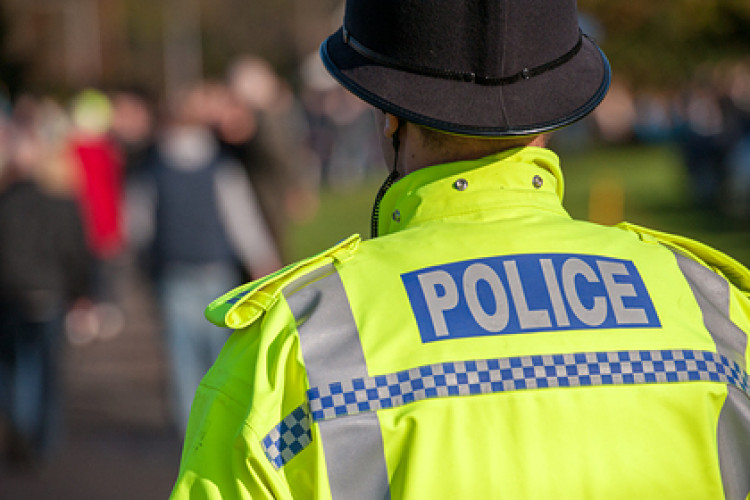 В Великобритании педофилы избежали тюрьмы после извинений В Великобритании педофилы избежали тюрьмы после извинений