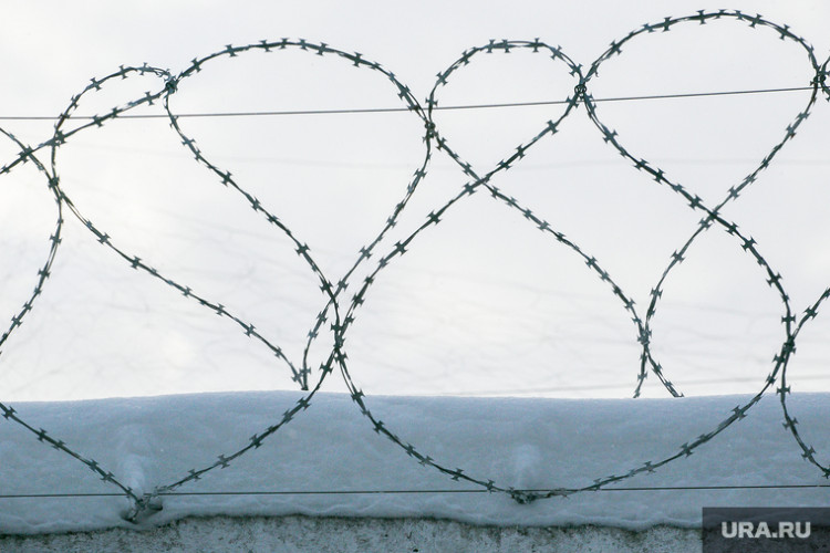 В Сургуте задержан педофил, который приставал к девочке. Он был судим за аналогичное преступление В Сургуте задержан педофил, который приставал к девочке. Он был судим за аналогичное преступление