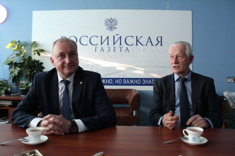 Видео: Судьи высказались о мягких приговорах и смертной казни Видео: Судьи высказались о мягких приговорах и смертной казни