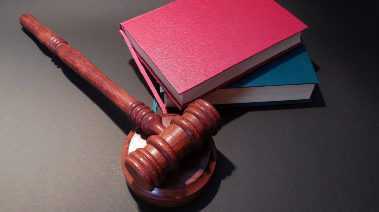 Суд в Череповце арестовал мужчину на два месяца за интимную переписку с девочкой