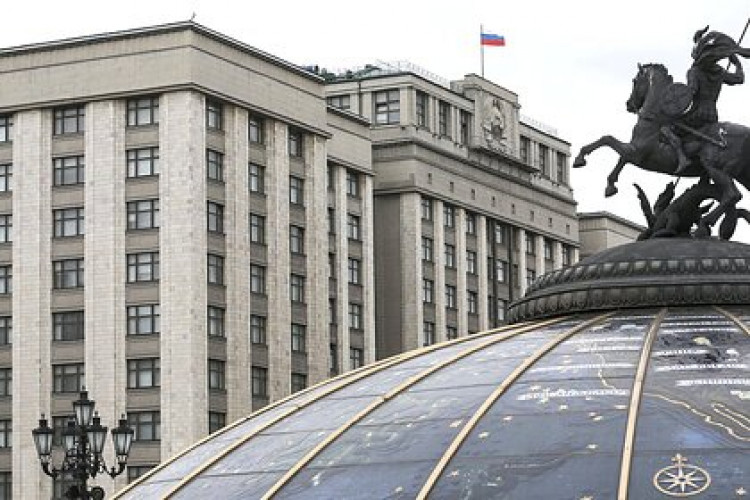 Госдума ужесточила наказание для педофилов и их сообщников
