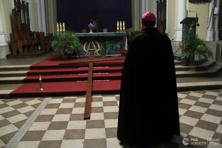 Треть подозреваемых по делам о педофилии в Польше - священники Треть подозреваемых по делам о педофилии в Польше - священники