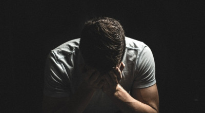 Раздевал и делал фото: череповчанин подозревается в растлении девочек