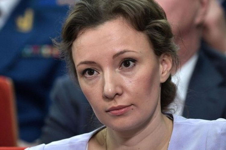 Кузнецова призвала исключить возможность освобождение педофилов по УДО
