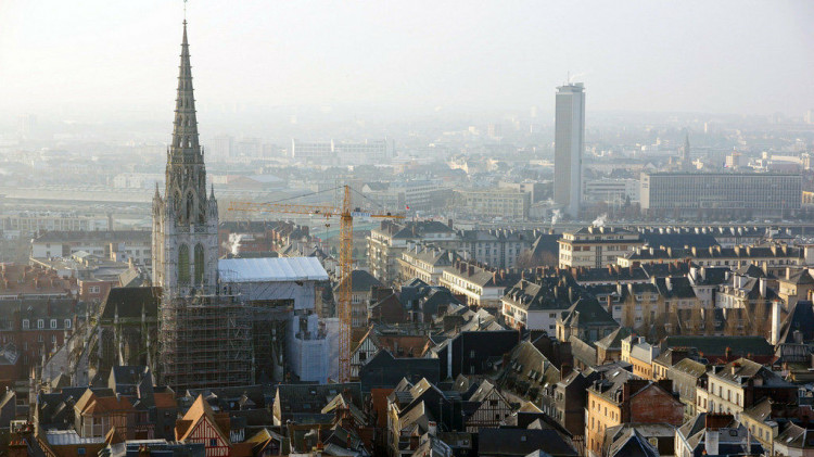 Епископы Франции продадут имущество ради выплат жертвам педофилии