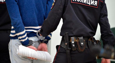 В Подмосковье педофил напал на школьницу в лифте