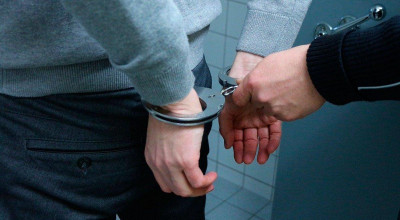 Задержан напавший на российскую школьницу педофил
